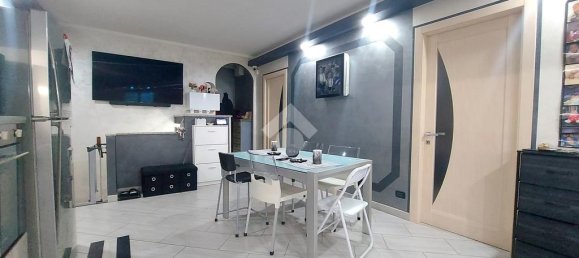 Apartamento de 2 dormitorios en Piscina, Italy No. 214873 4