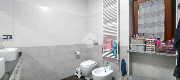 Apartamento de 2 dormitorios en Piscina, Italy No. 214873 19