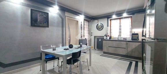 Apartamento de 2 dormitorios en Piscina, Italy No. 214873 7