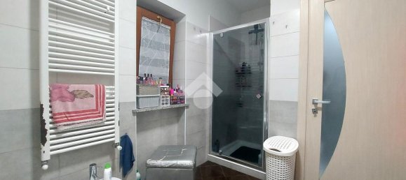 Apartamento de 2 dormitorios en Piscina, Italy No. 214873 20