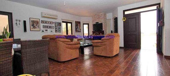 4 bedrooms House in Xylofagou, Cyprus No. 23817 2