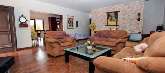 4 bedrooms House in Xylofagou, Cyprus No. 23817 3