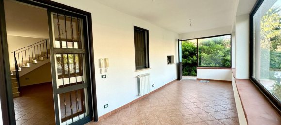 4-Zimmer Haus in Carini, Italy, Nr. 45092 14