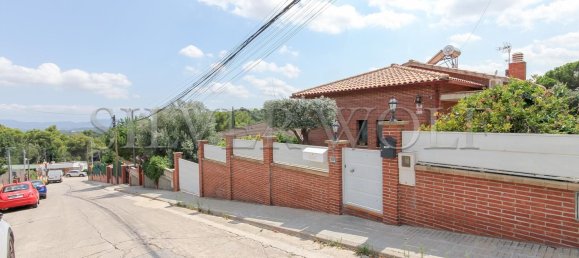 3 bedrooms House in Santa Eulalia De Roncana, Spain No. 188591 4