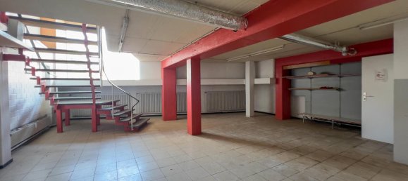 Здание с 12 комнатами в Восточный Альб, Германия № 4825 23