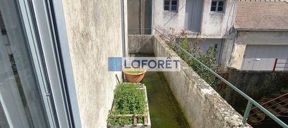 4 bedrooms House in Langres, France No. 338439 11