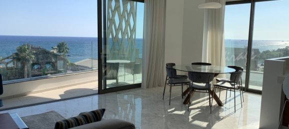 3 bedrooms Apartment in Limassol, Cyprus No. 12930 3