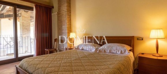 6-salle Maison à Siena, Italy No. 27431 27