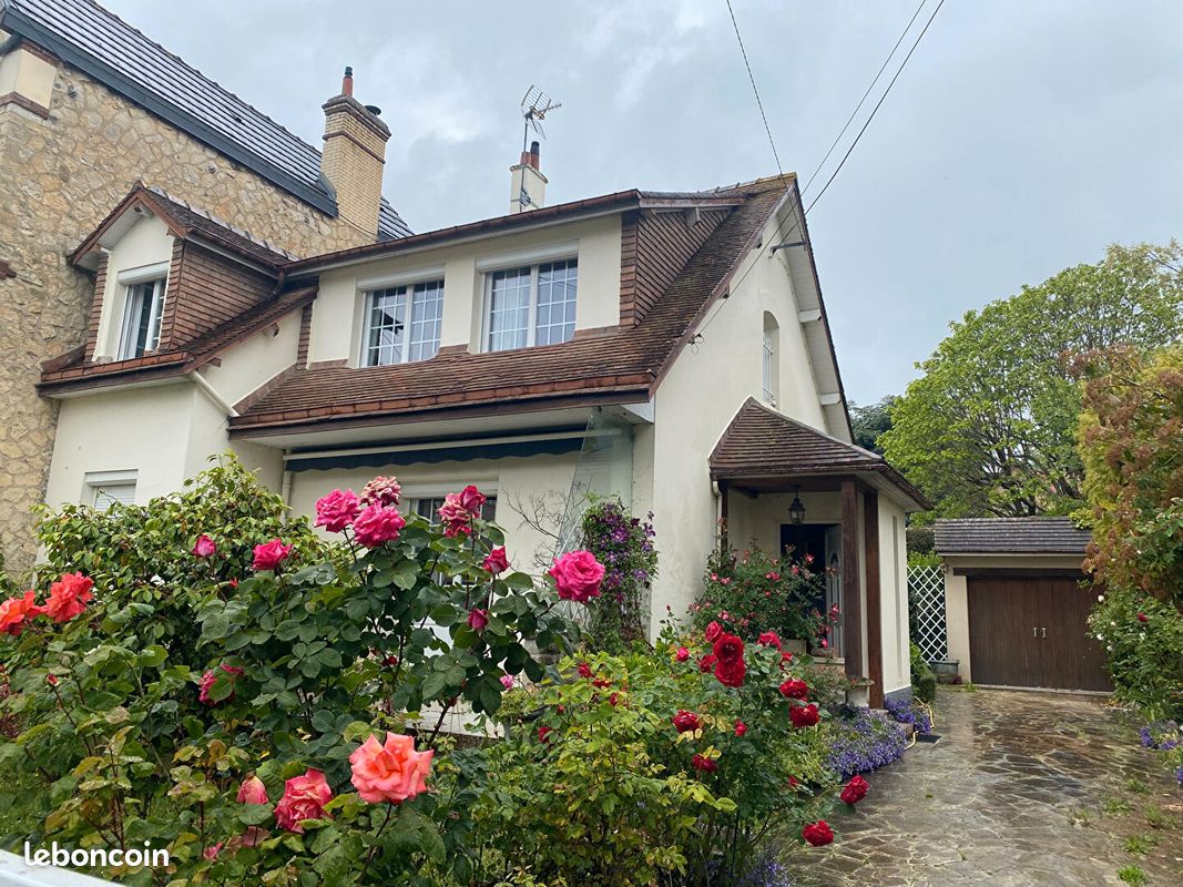 3 Schlafzimmer Haus in Caen, France, Nr. 358874