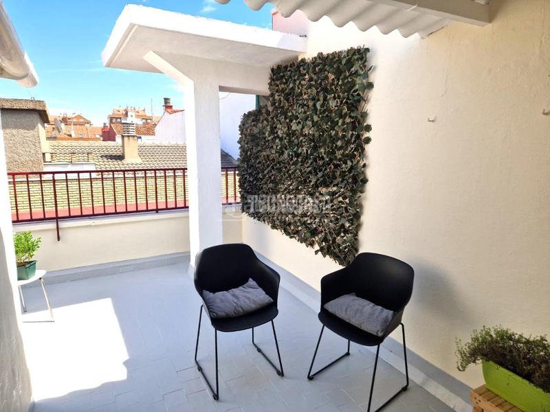 3 bedrooms Penthouse in Zaragoza, Spain No. 257610