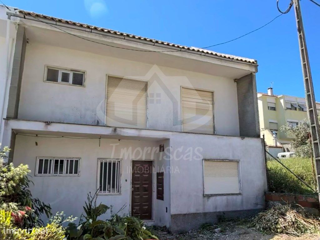 Дом с 2 спальнями в Лориш, Португалия № 285312