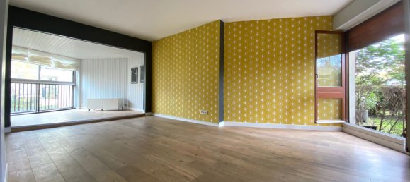 Apartamento de 3 dormitorios en Yvelines, France No. 186156 5