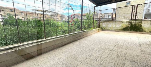 10 rooms Building in Pomigliano d'Arco, Italy No. 22465 20