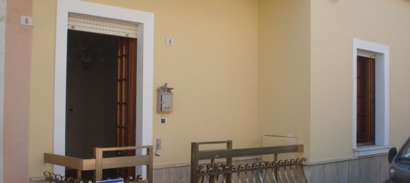 2 bedrooms House in Racale, Italy No. 86739 2