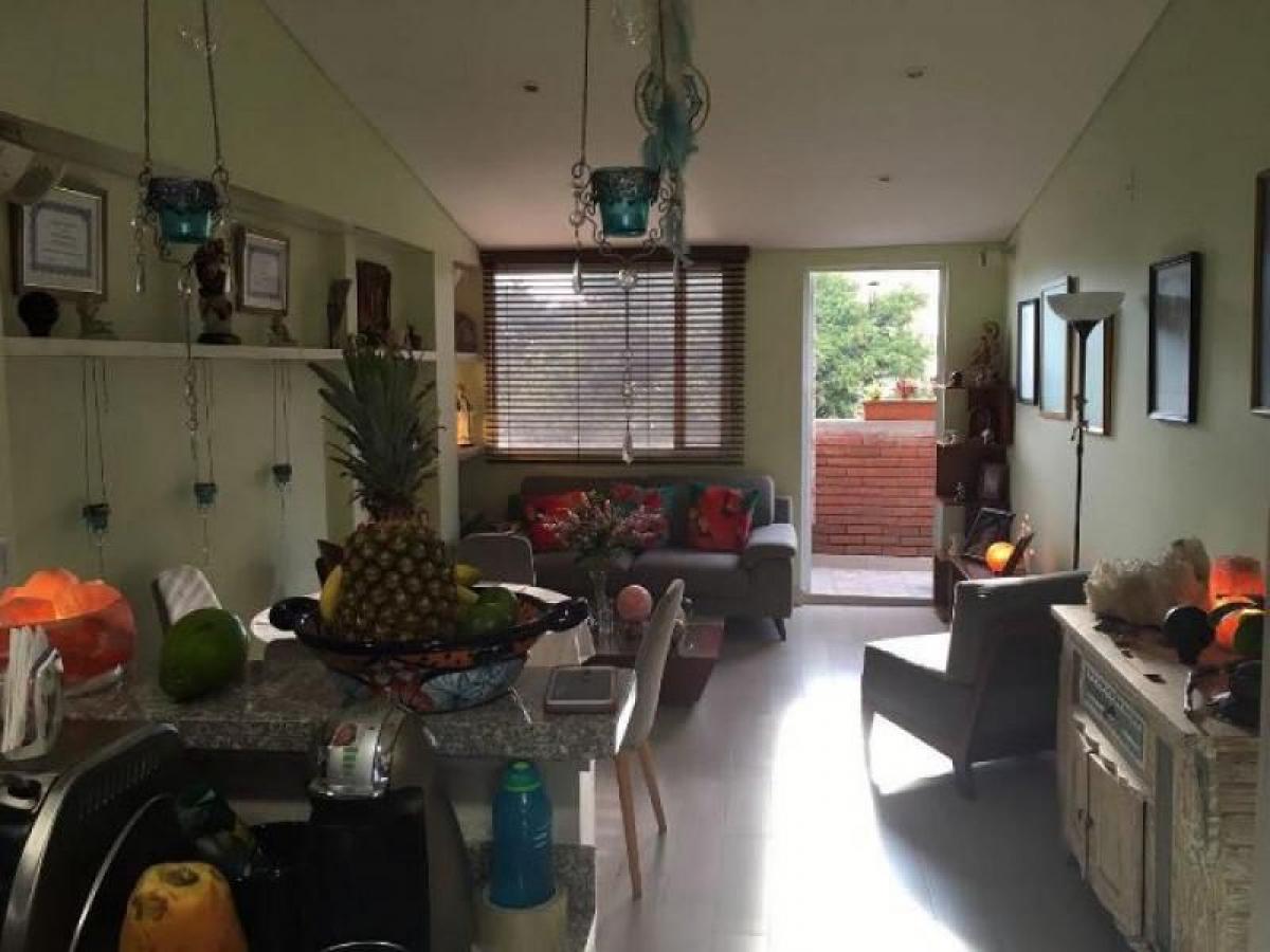 2 bedrooms House in Bogota, Colombia No. 9699