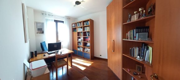 5 rooms Apartment in Fermo, Italy No. 251881 14