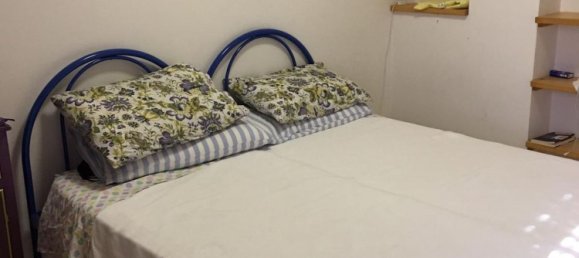 2-salle Appartement à Scheggia e Pascelupo, Italy No. 255850 11