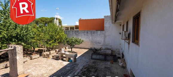 2 Schlafzimmer Villa in Lecce, Italy, Nr. 27681 10