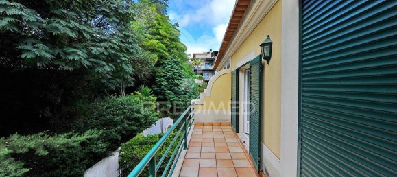 2 bedrooms House in Cascais, Portugal No. 170739 24