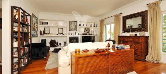 2 bedrooms House in Cascais, Portugal No. 170739 15