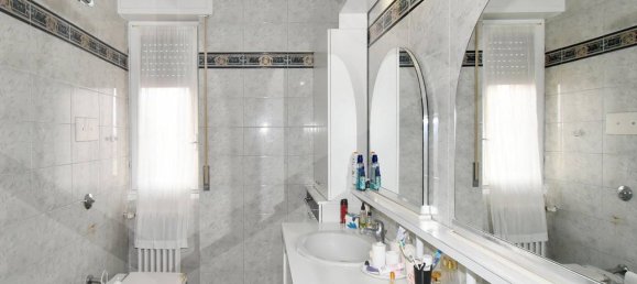 3 rooms Apartment in Parabiago, Italy No. 21663 13