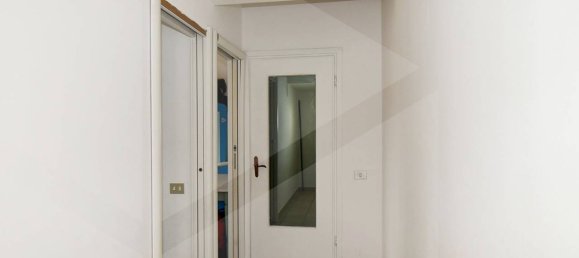 3 rooms Apartment in Parabiago, Italy No. 21663 8