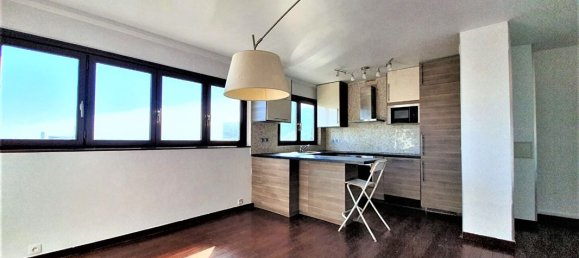 1 bedroom Apartment in Courbevoie, France No. 351975 10