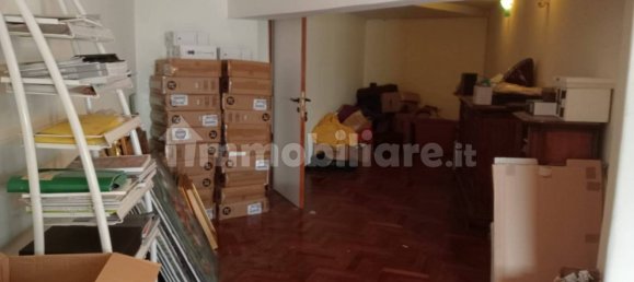 1غرفة عقار تجاري في Naples, Italy رقم 86048 16