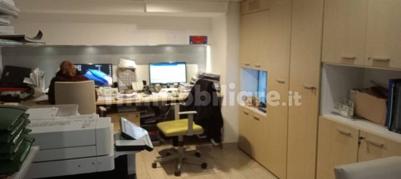 1غرفة عقار تجاري في Naples, Italy رقم 86048 9