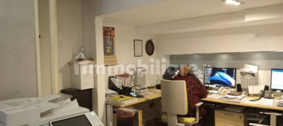 1غرفة عقار تجاري في Naples, Italy رقم 86048 12