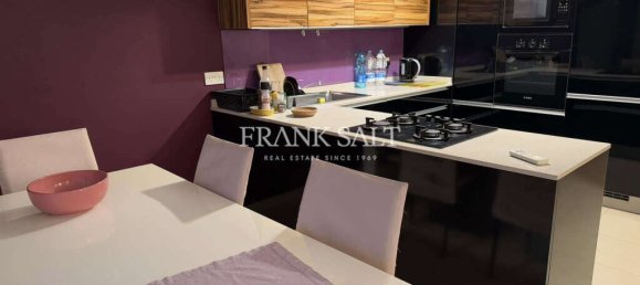 Apartamento de 2 dormitorios en Marsaskala, Malta No. 8249 2