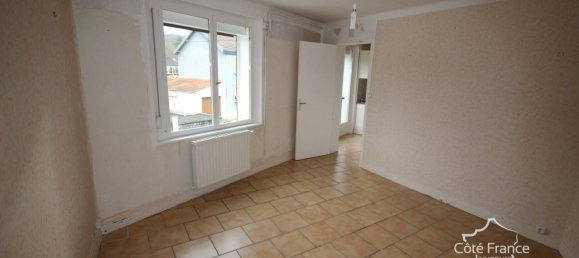 Villa de 4 dormitorios en Givet, France No. 81697 3