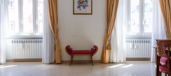4 bedrooms Apartment in Rome, Italy No. 328588 9