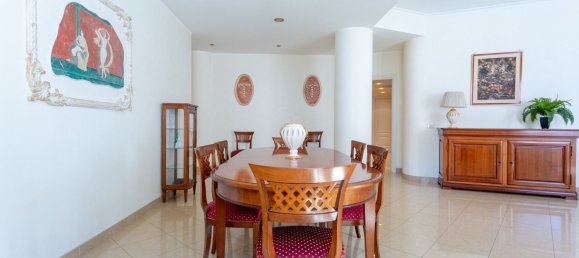 4 bedrooms Apartment in Rome, Italy No. 328588 14