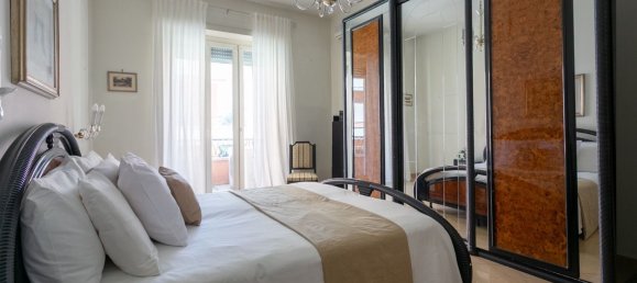 4 bedrooms Apartment in Rome, Italy No. 328588 19