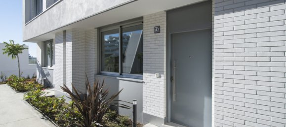 3 bedrooms Townhouse in Estepona, Spain No. 4484 3