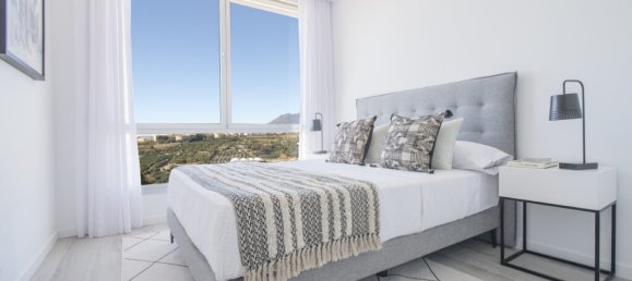 3 bedrooms Townhouse in Estepona, Spain No. 4484 6