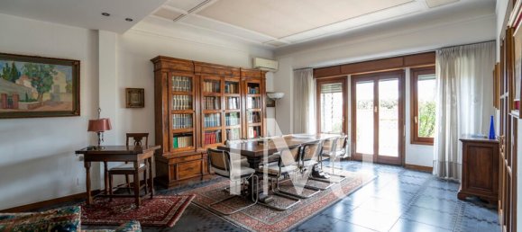 4 bedrooms Apartment in Milan, Italy No. 314390 8