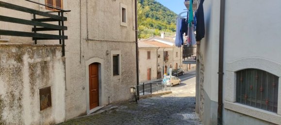 3 rooms Duplex in Villetta Barrea, Italy No. 55123 38