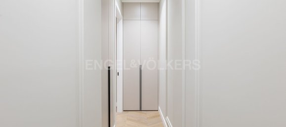 3 bedrooms Apartment in Eixample, Spain No. 79394 11