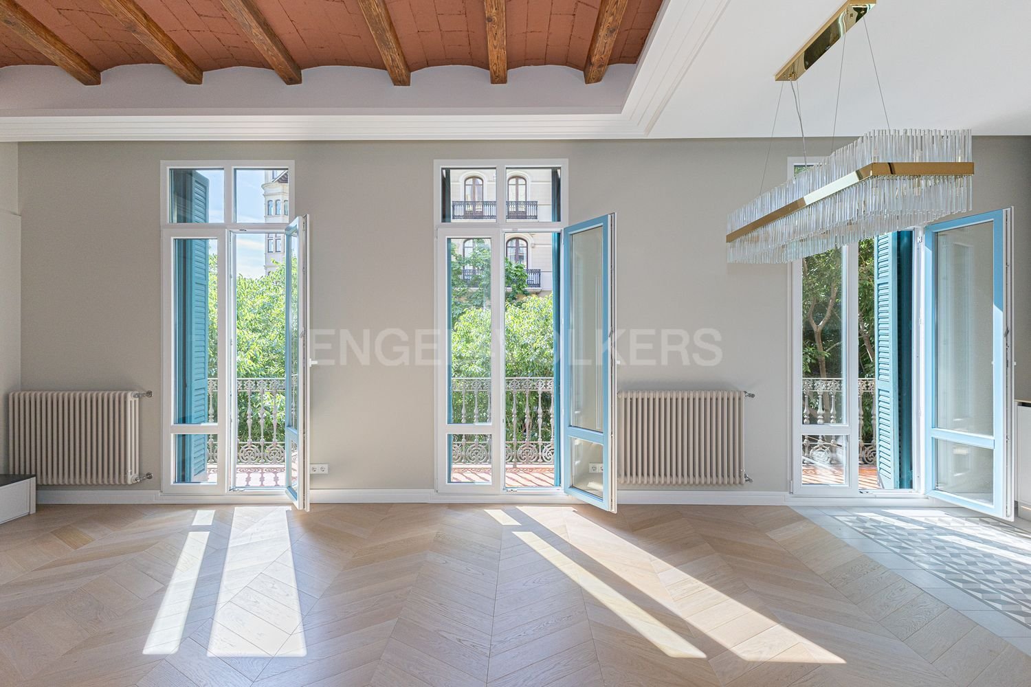 3 bedrooms Apartment in Eixample, Spain No. 79394