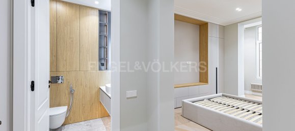 3 bedrooms Apartment in Eixample, Spain No. 79394 12