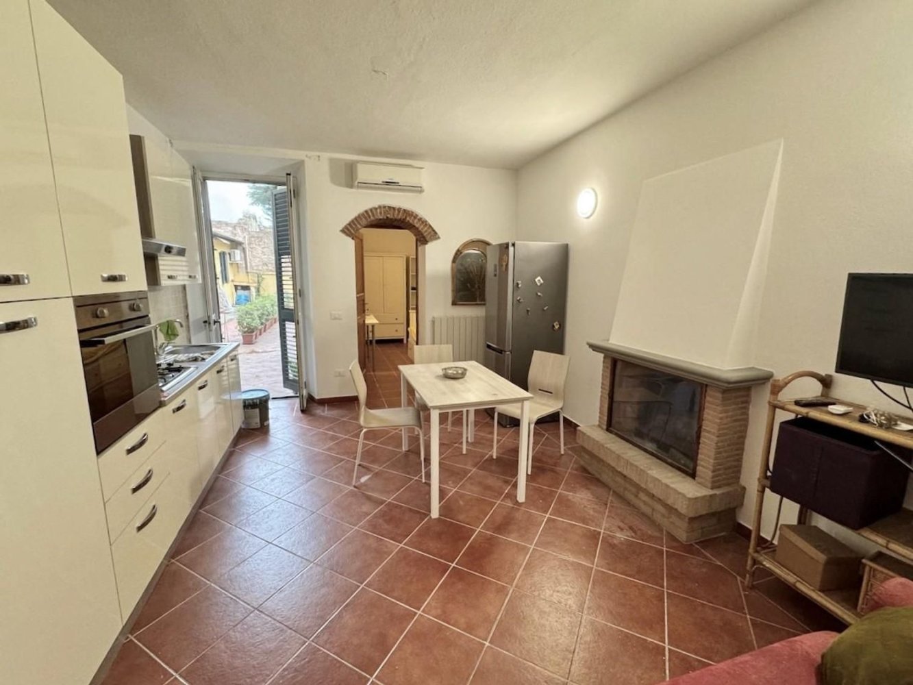 3 rooms Apartment in Pisa, Italy No. 221751
