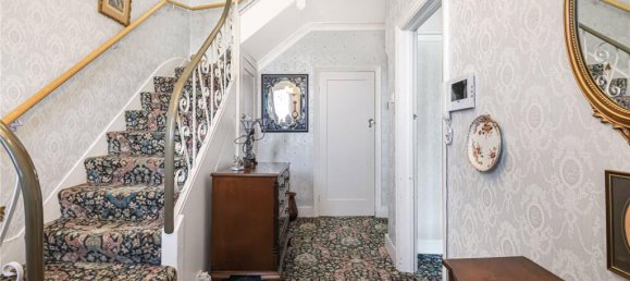 3 bedrooms House in London, United Kingdom No. 6642 2