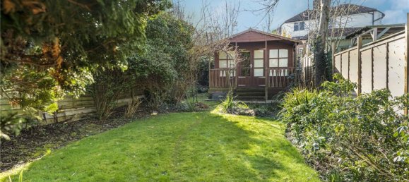 3 bedrooms House in London, United Kingdom No. 6642 46