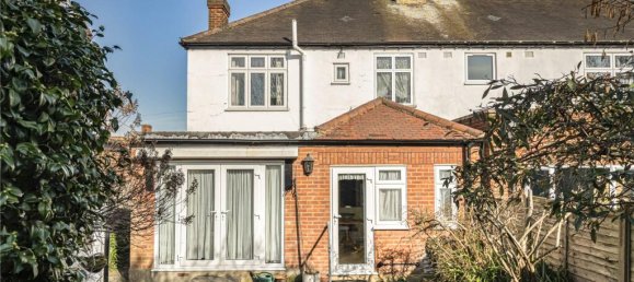 3 bedrooms House in London, United Kingdom No. 6642 37