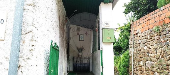 3 bedrooms House in Goncalo, Portugal No. 24510 4