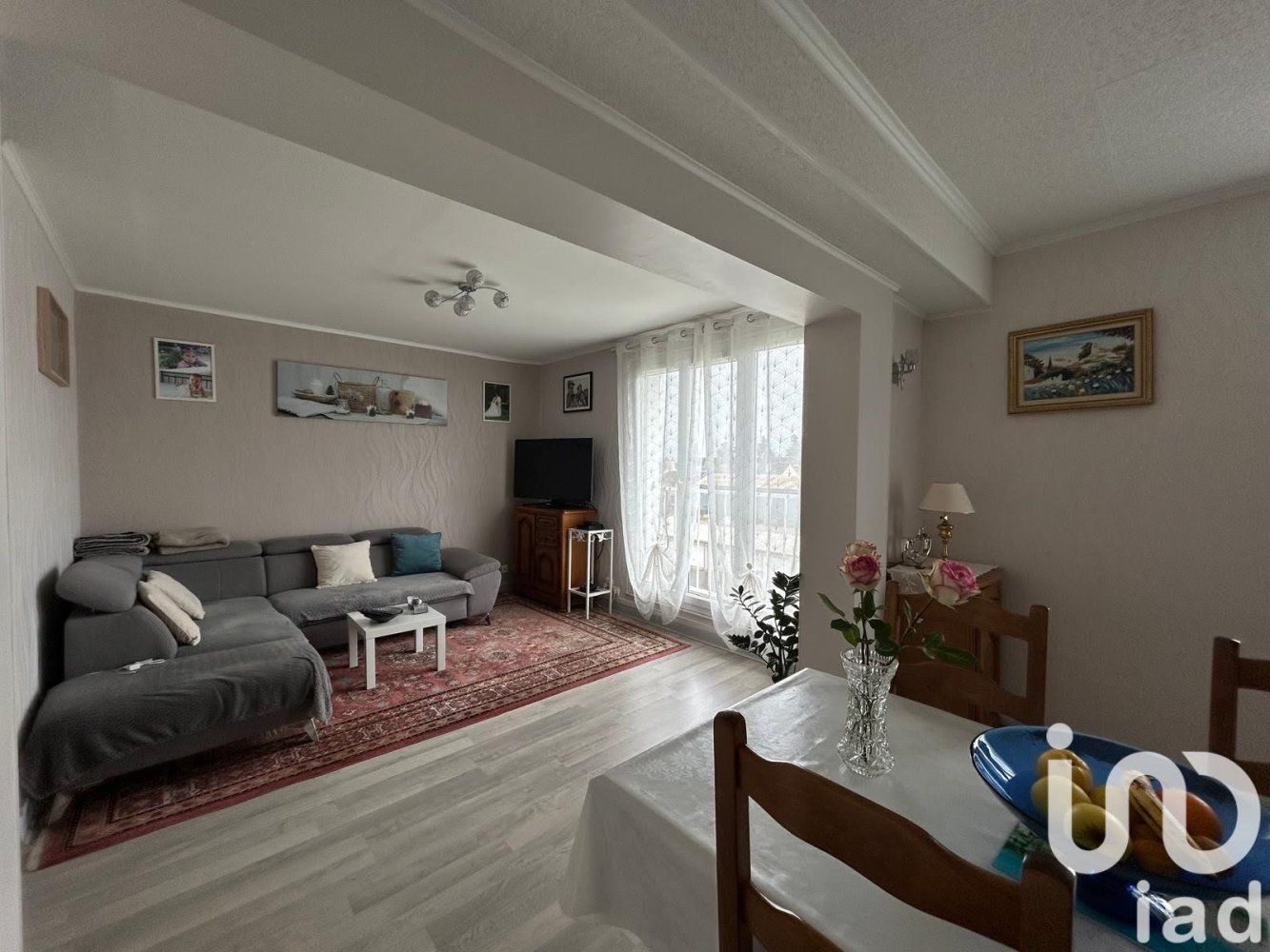 4-salle Appartement à Beaugency, France No. 57028