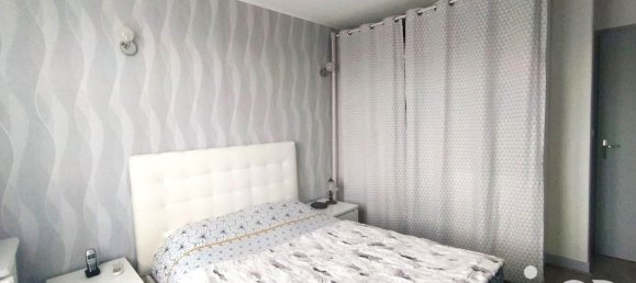 4-salle Appartement à Beaugency, France No. 57028 3