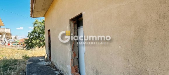 Villa de 2 dormitorios en Potenza, Italy No. 272992 5